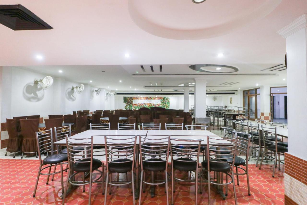 Oyo 13365 Hotel Teg Royal Amritsar Buitenkant foto