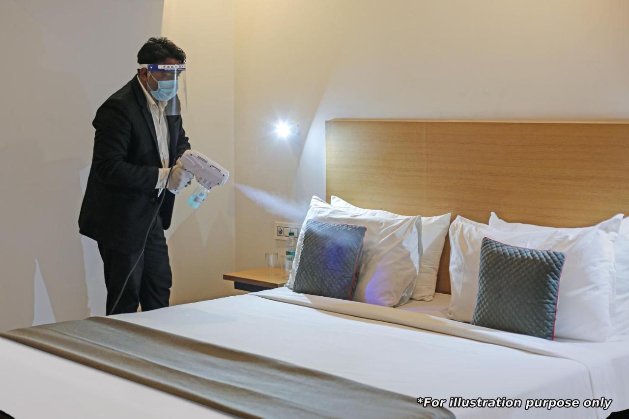 Oyo 13365 Hotel Teg Royal Amritsar Buitenkant foto
