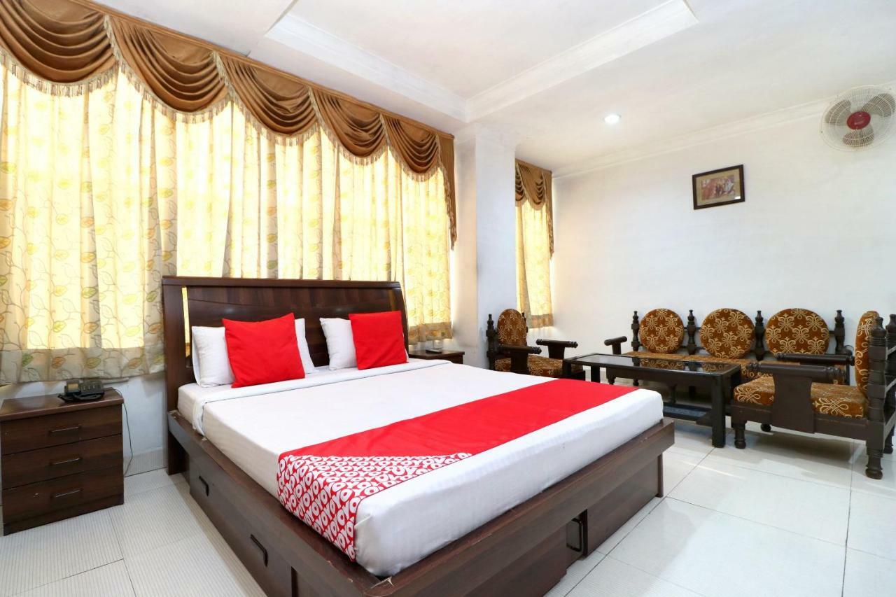 Oyo 13365 Hotel Teg Royal Amritsar Buitenkant foto